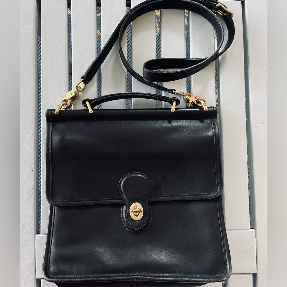 Vintage Coach Leather Willis Bag